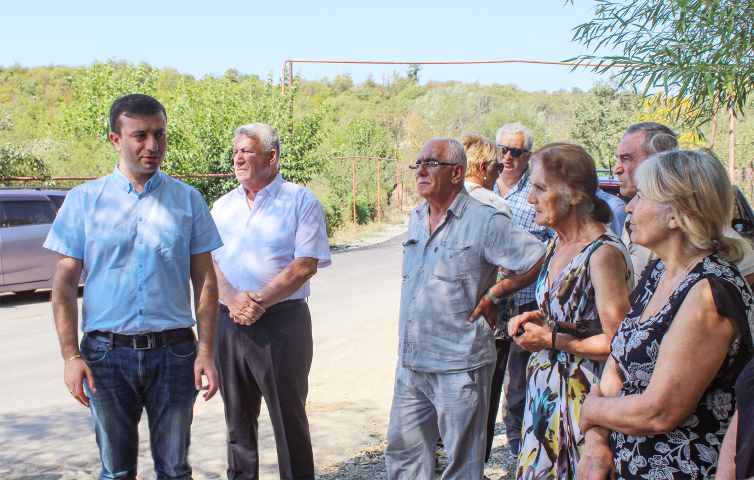 The New Governor of Shida Kartli continuous meetings with the population 