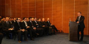 გუბერნატორის მოადგილე საავტომობილო გზების დეპარტამენტის 2014 წლის ანგარიშს დაესწრო