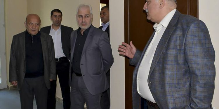 გუბერნატორმა ქალაქ გორში მშენებარე ობიექტები მოინახულა