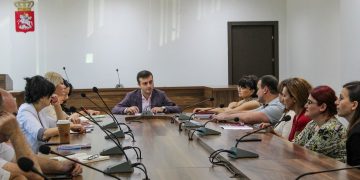 შიდა ქართლის გუბერნატორი და არასამთავრობო სექტორის წარმომადგენლები აქტიურ თანამშრომლობას გეგმავენ