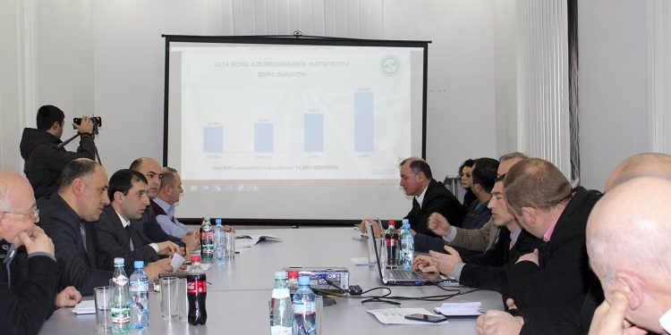 ,,მცირემიწიან ფერმერთა 2015 წლის საგაზაფხულო სამუშაოების ხელშეწყობის პროექტი’’ დაიწყო