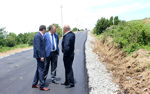 ბრეძა-ატოცის დამაკავშირებელი გზის 6 კმ-ან მონაკვეთზე საგზაო სამშენებლო სამუშაოები აქტიურად მიმდინარეობს