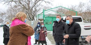 შიდა ქართლის რწმუნებული მოსახლეობასთან შეხვედრებს აგრძელებს