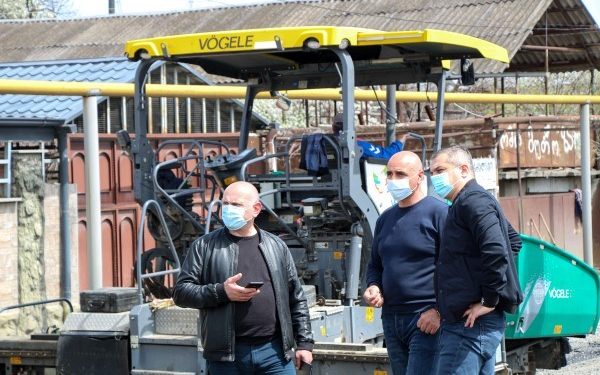 ქარელის მუნიციპალიტეტში საგზაო ინფრასტრუქტურის მოწესრიგება მიმდინარეობს