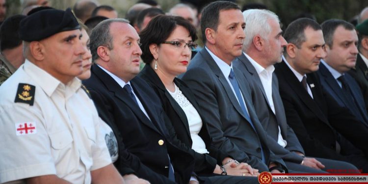 შინდისის გმირების დაჯილდოვება