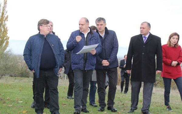 სოზარ სუბარი და უკრაინის ვიცე–პრემიერი ხურვალეთში საოკუპაციო ხაზთან ჩავიდნენ