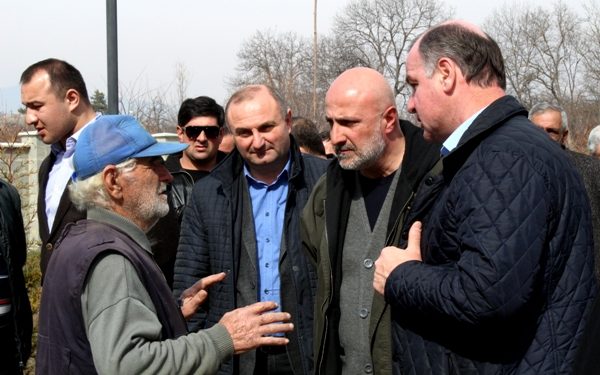 გუბერნატორი გორის მუნიციპალიტეტის სოფლებში იმყოფებოდა