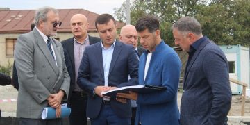 ხაშურში თანამედროვე სტანდარტების შესაბამისი სტადიონის მშენებლობა მიმდინარეობს