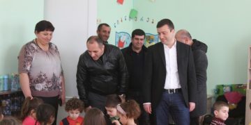 ქვახვრელში ახლადრეაბილტირებული საბავშო ბაღის გამრიცხველიანება დასრულდა.