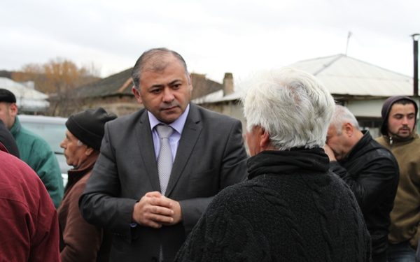 გუბერნატორი დვანის მოსახლეობას შეხვდა