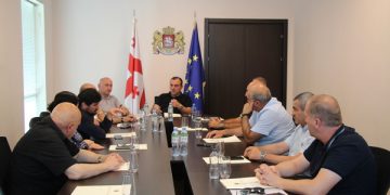 სახელმწიფო რწმუნებულმა ადგილობრივი თვითმმართველობის წარმომადგენლებთან სამუშაო შეხვედრა გამართა
