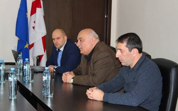 რწმუნებულის ადმინისტრაციაში ნარჩნების მართვის საკითხები განიხილეს