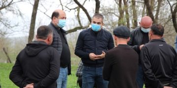 ხაშურის მუნიციპალიტეტის სოფლებში გზების დაგება მიმდინარეობს