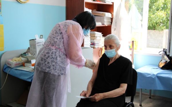 დვანში მოსახლეობის ვაქცინაცია მოეწყო