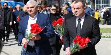ლევან ხარაბაძემ 9 აპრილს დაღუპულთა ხსოვნას პატივი მიაგო