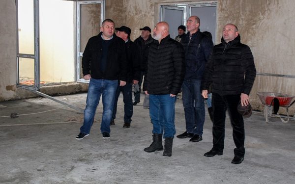 ხაშურის სპორტული კომპლექსის მშენებლობა გაზაფხულზე დასრულდება