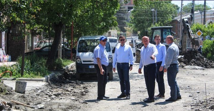 გორში საგზაო ინფრასტრუქტურუის მოწყობის სამუშაოები მიმდინარეობს