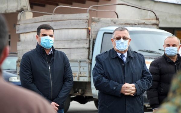 რეგიონში არსებული ხილის გადამამუშავებელი საწარმოები არასტანდარტული ვაშლის მიღებას შეუფერხებლად განაგრძობენ