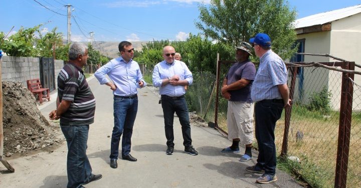 თელიანისა და მეტეხის ჩასახლებებში საგზაო ინფრასტრუქტურა მოწესრიგდა