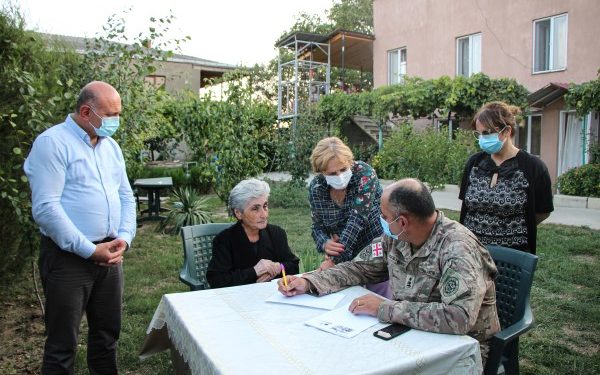 მოხუცთა თავშესაფრებში მცხოვრები პირების ვაქცინაცია მიმდინარეობს