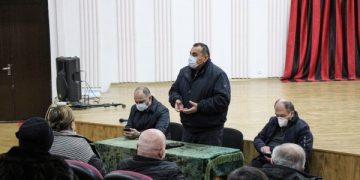 ვაქცინაციის კამპანიის ფარგლებში ხაშურის მოსახლეობასთან შეხვედრა გაიმართა