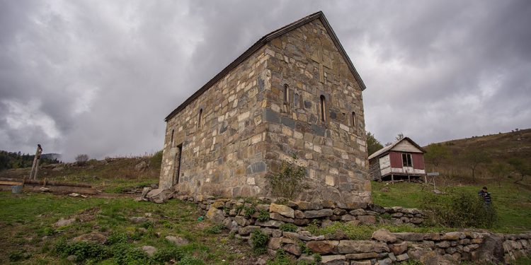 ქარელის ტურისტული ობიექტები