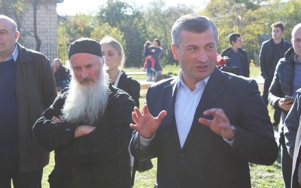 ცენტრალური ხელისუფლების წარმომადგენლები შიდა ქართლის სოფლებს სტუმრობდნენ