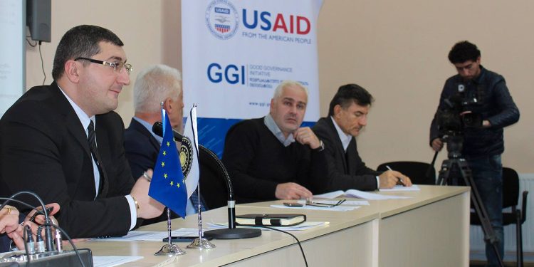 გორში 2016 წლის სახელმწიფო ბიუჯეტის პროექტი განიხილეს