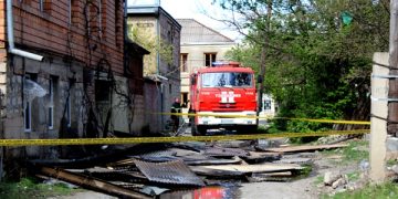 გორში საცხოვრებლ სახლს ხანძარი გაუჩნდა