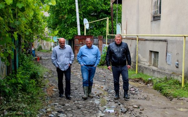 ხაშურის მუნიციპალიტეტში სტიქიის შედეგების სალიკვიდაციო ღონისძიებები მიმდინარეობს