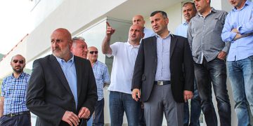 ტარიელ ხეჩიკაშვილმა გორში სპორტული ობიექტები მოინახულა