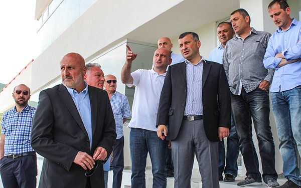 ტარიელ ხეჩიკაშვილმა გორში სპორტული ობიექტები მოინახულა