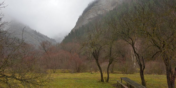 კასპის ტურისტული ობიექტები