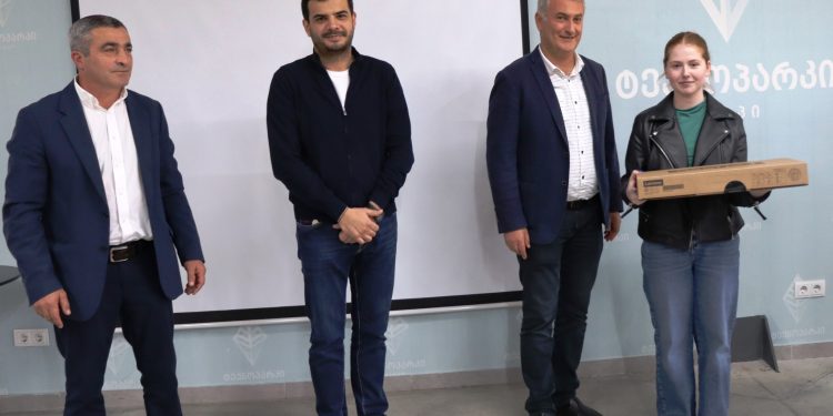 საქართველოს დამოუკიდებლობის დღესთან დაკავშირებით გორში ღონისძიებები გაიმართა