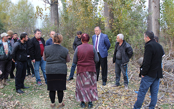 გუბერნატორი კარალეთის მაცხოვრებლებს შეხვდა