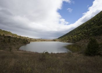 კოდისწყაროს ტბა