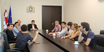 შიდა ქართლის გუბერნატორი მედიის წარმომადგენლებს შეხვდა