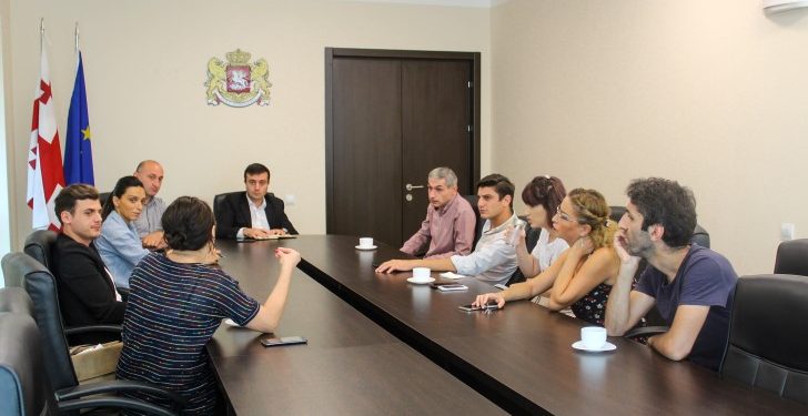 შიდა ქართლის გუბერნატორი მედიის წარმომადგენლებს შეხვდა