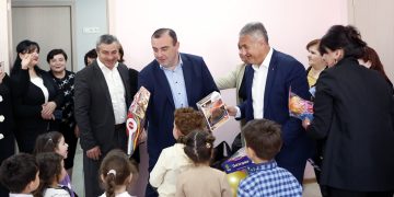 კასპის მუნიციპალიტეტის სოფელ ოკამში 75 აღსაზრდელზე გათვლილი საბავშვო ბაღის მშენებლობა დასრულდა