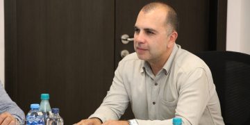 რწმუნებულის პირველი მოადგილის თანამდებობაზე მიხეილ ფავლენიშვილი დაინიშნა