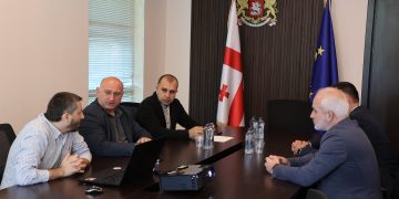 შიდა ქართლის სახელმწიფო რწმუნებულმა სიმონ გულედანმა ვარიანში გამწვანების აქციაში მიიღო მონაწილეობა