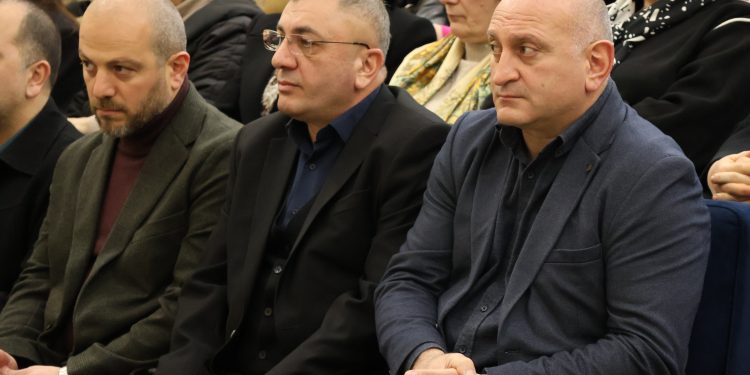 გარემოს დაცვისა და სოფლის მეურნეობის მინისტრი სახელმწიფო რწმუნებულებსა და მერებს შეხვდა