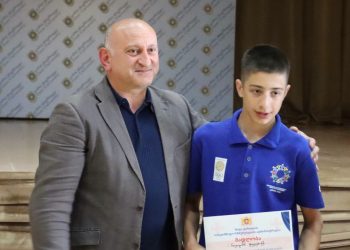 სიმონ გულდედანი  STEAM პროგრამის შემაჯამებელ ღონისძიებას დაესწრო